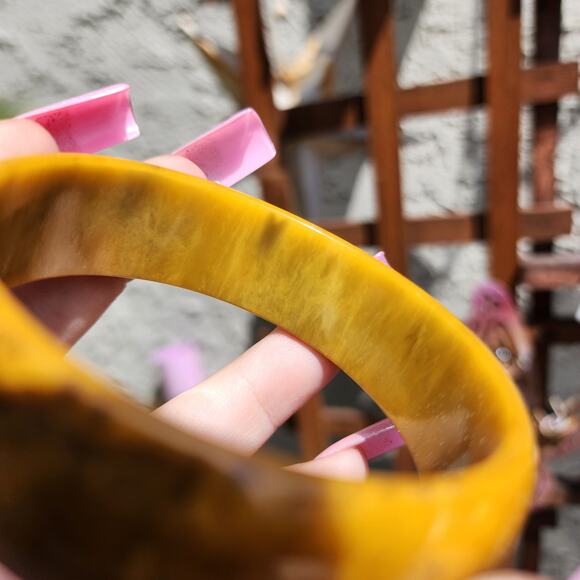 Vtg TESTED Butterscotch Bakelite Bangle Yellow Brown Marble End of Day Bracelet - Picture 12 of 17